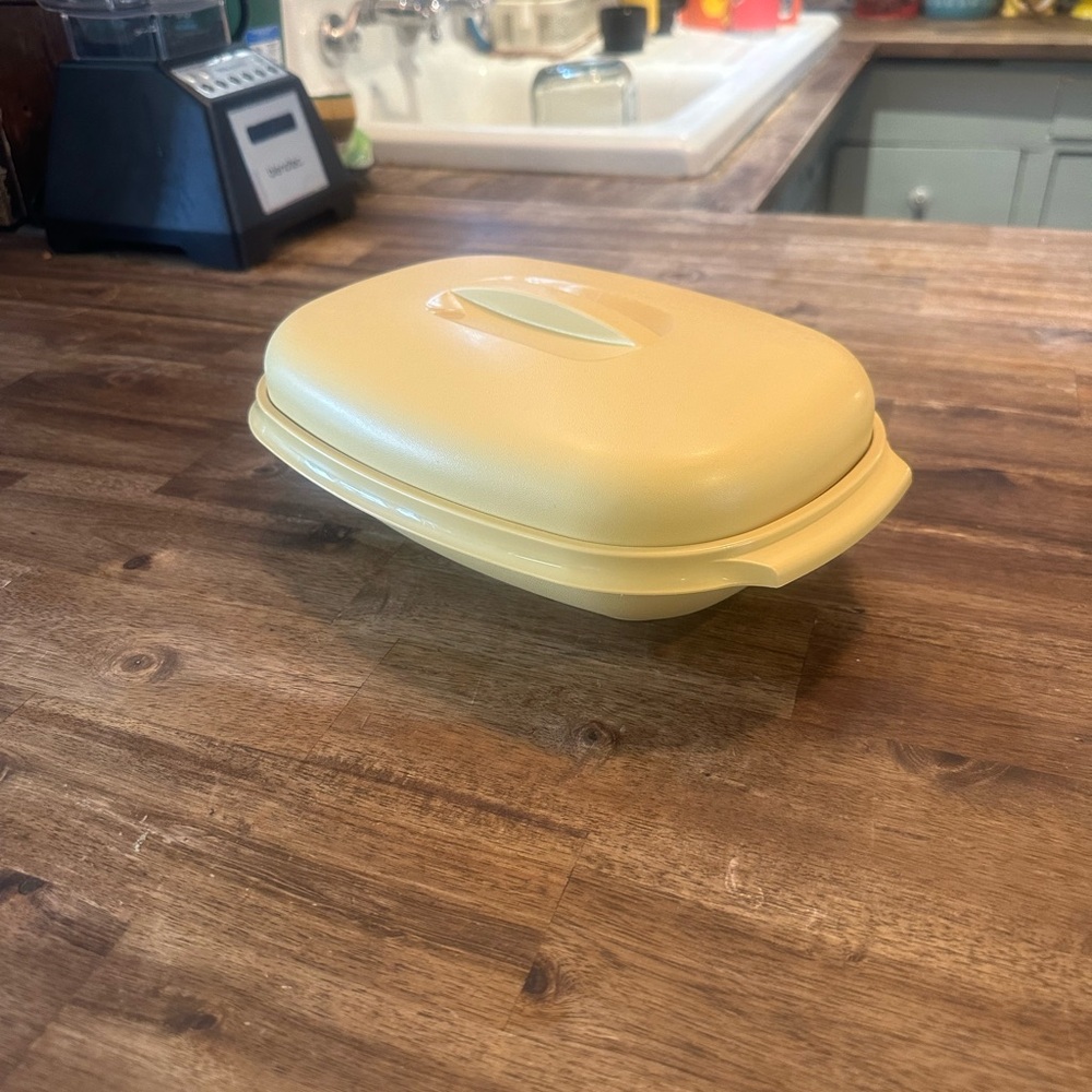 Vintage Tupperware steamer